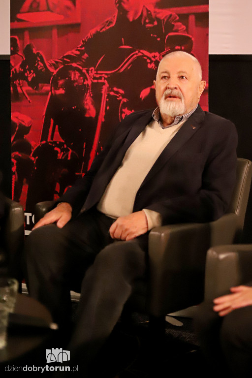 Twóry filmu Czarny Mercedes w Toruniu