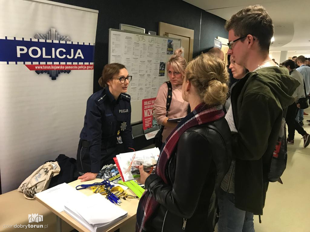 Jak zostać funkcjonariuszem policji?