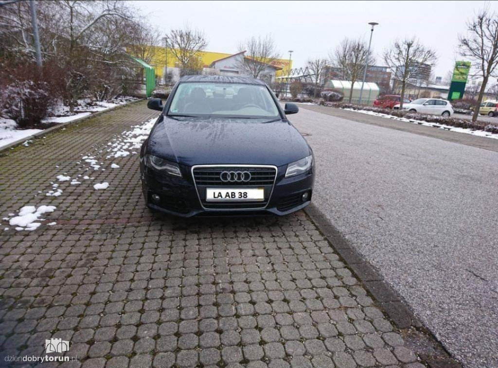 Skradziono auto spod bloku przy Gagarina