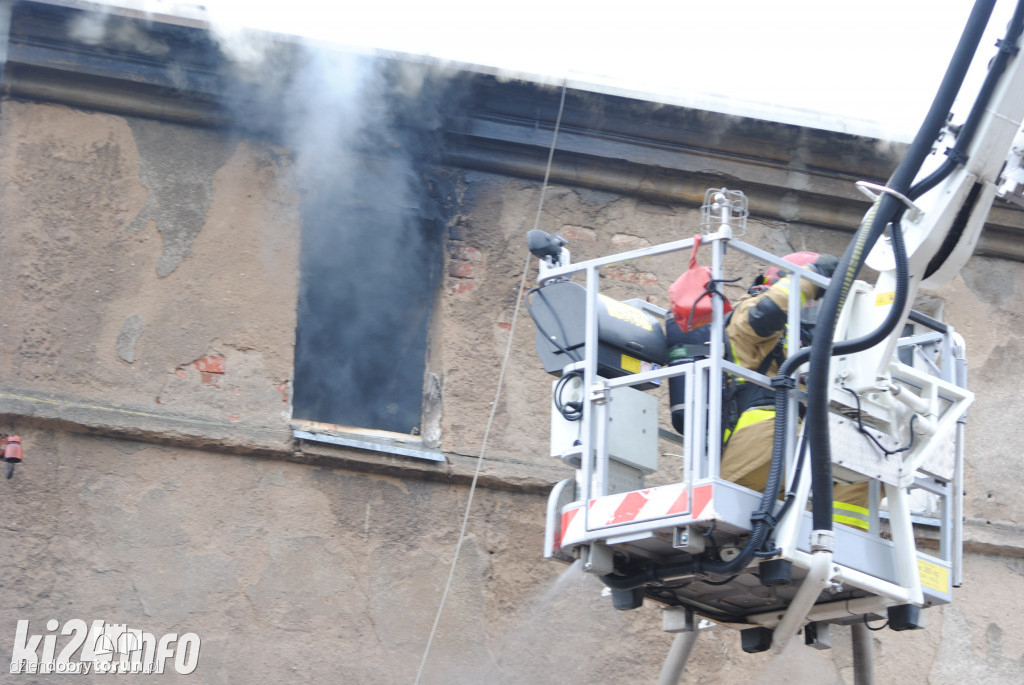 Pożar w mieszkaniu w Inowrocławiu