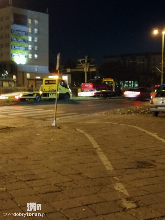 Groźne zderzenie na Alei 700-lecia w Toruniu