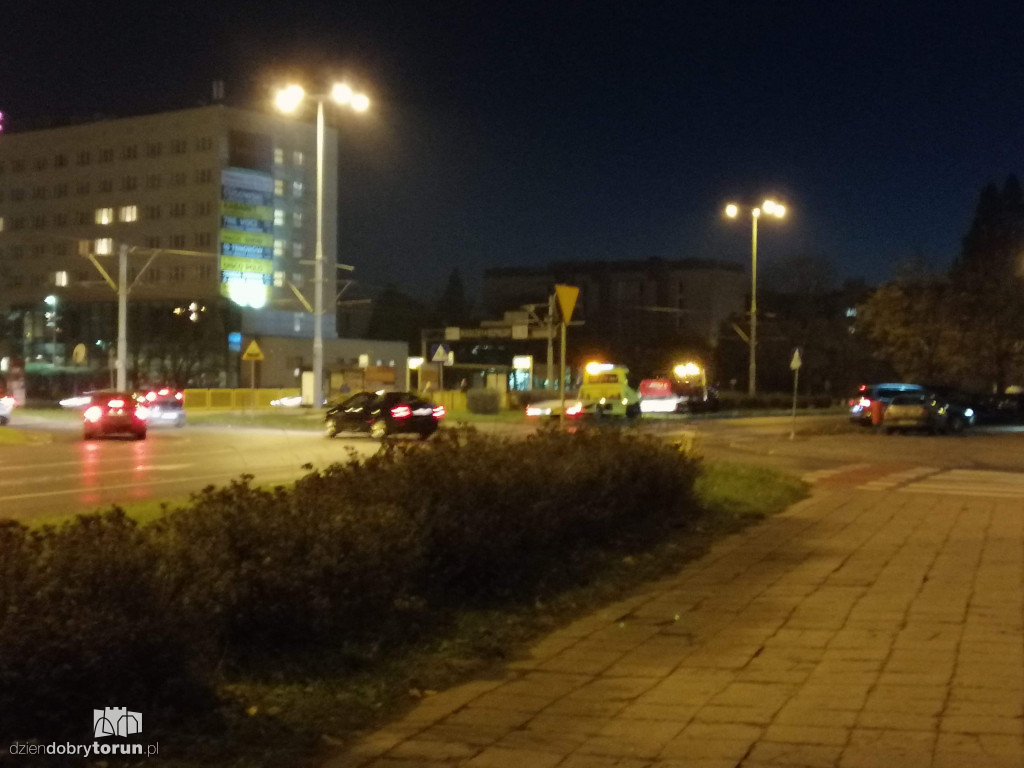 Groźne zderzenie na Alei 700-lecia w Toruniu