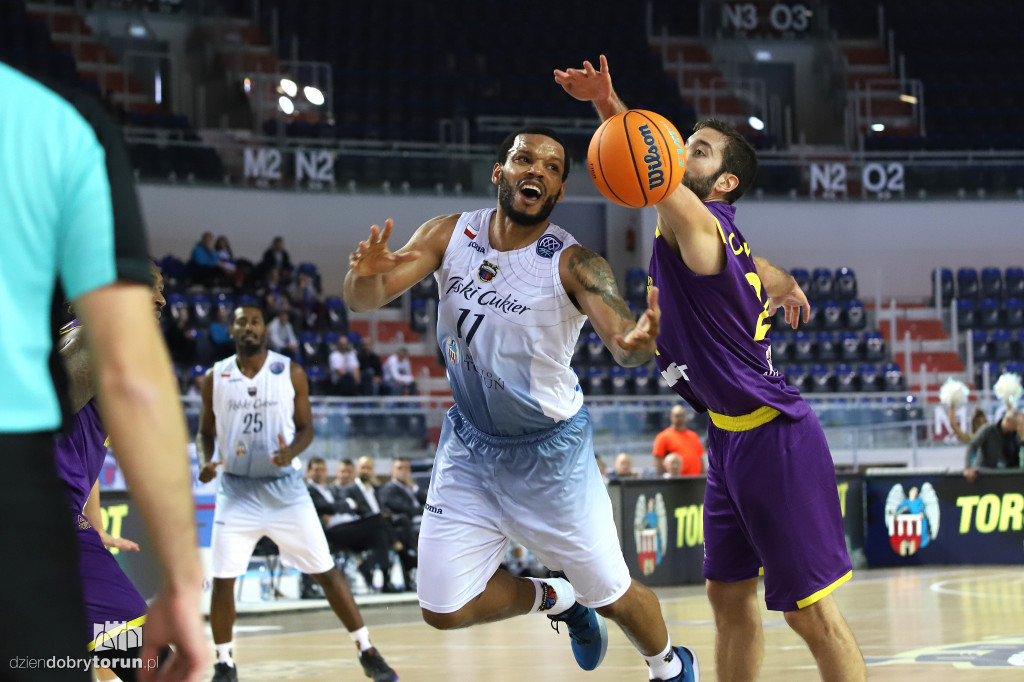 Polski Cukier 105:122 UNET Holon