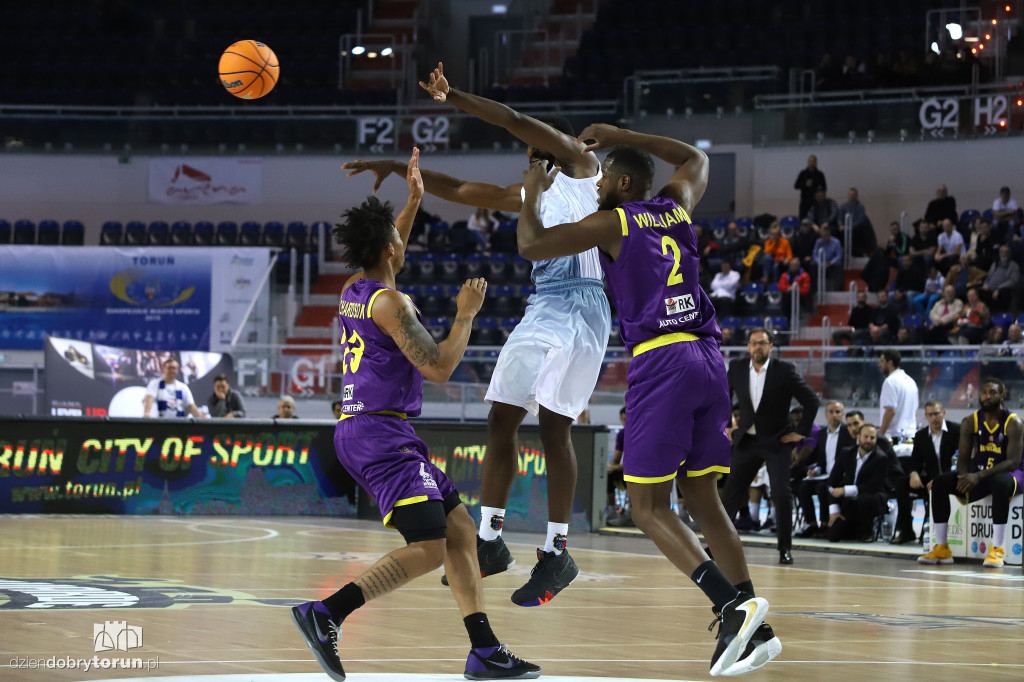 Polski Cukier 105:122 UNET Holon