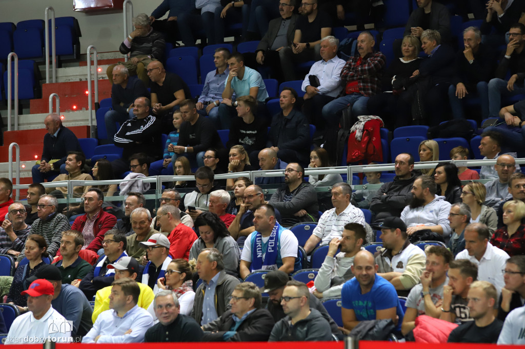 Polski Cukier 105:122 UNET Holon