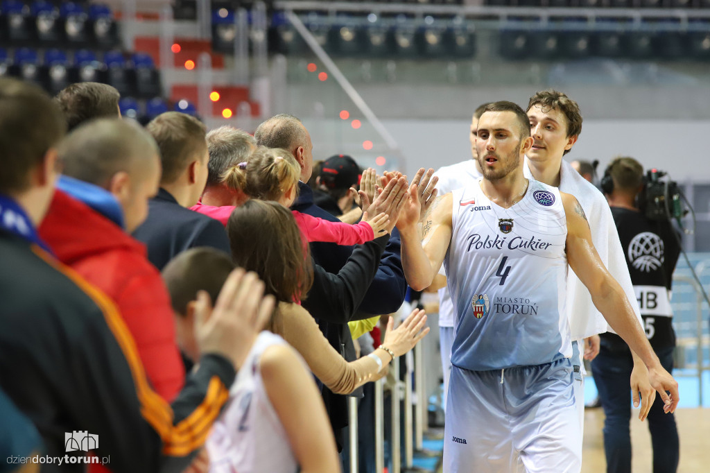 Polski Cukier 105:122 UNET Holon