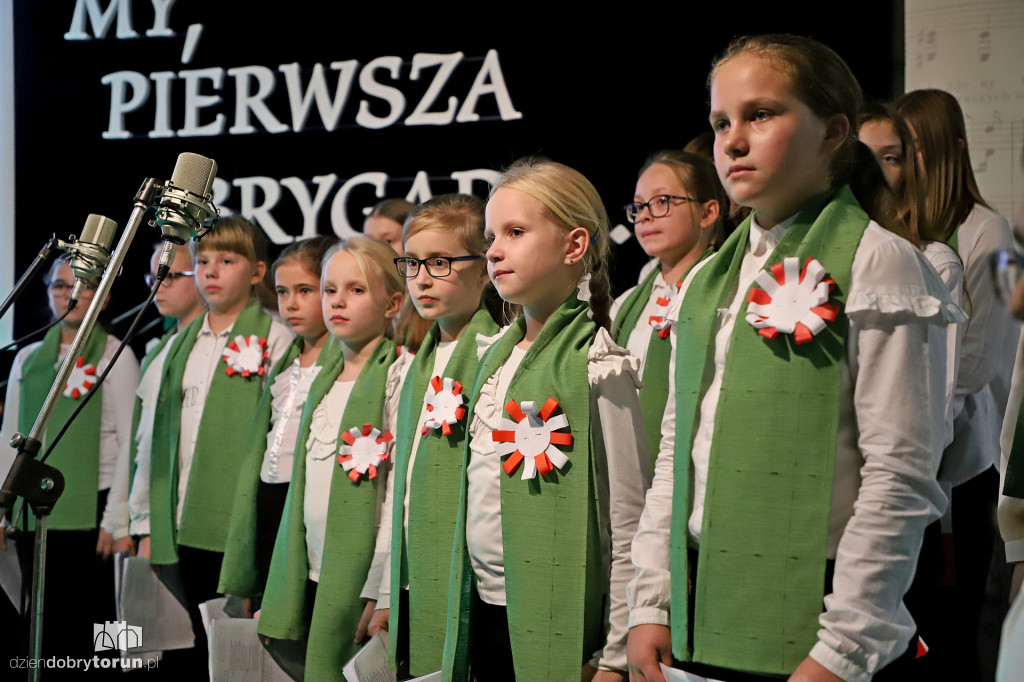 Wspólne Śpiewanie Pieśni Patriotycznych