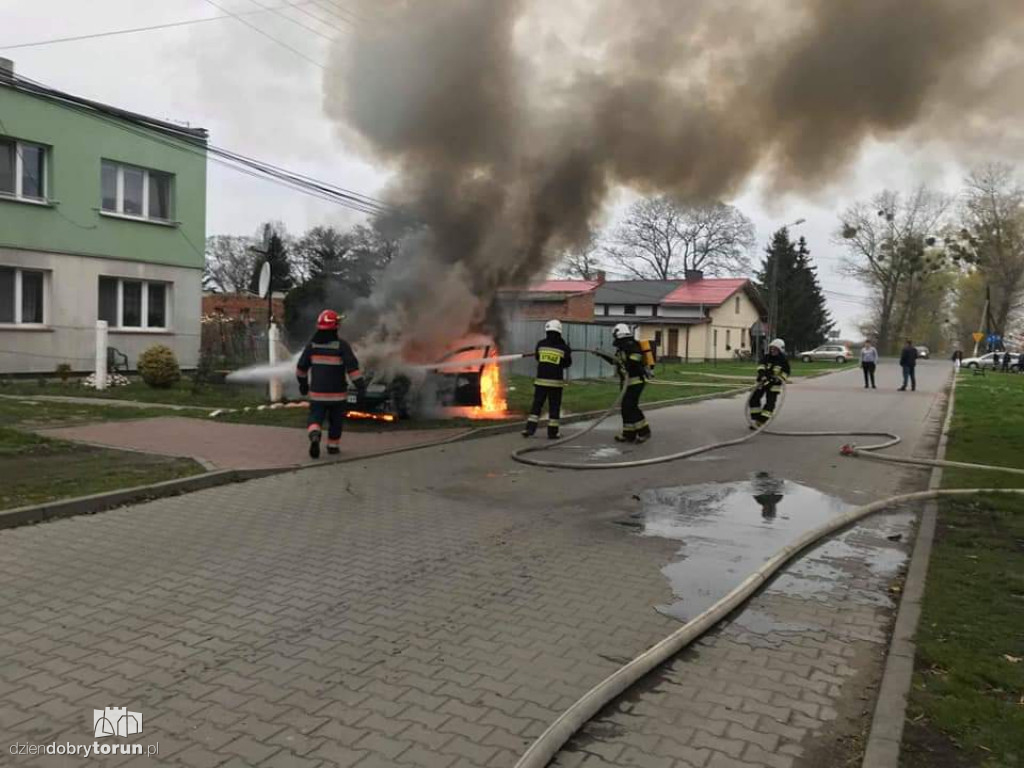 Pożar samochodu w Stablewicach