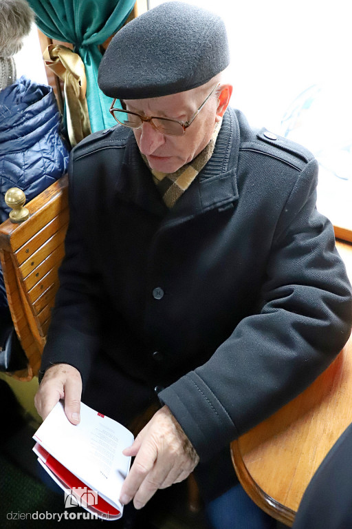 Rozśpiewany patriotycznie tramwaj