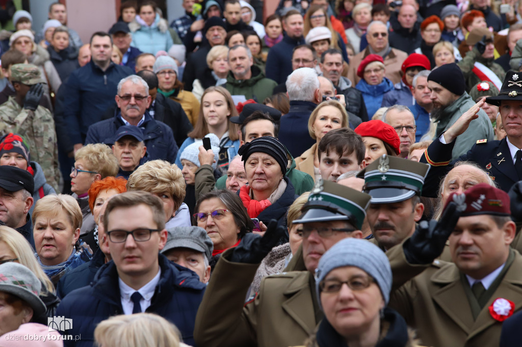 Wspólne odśpiewanie hymnu narodowego