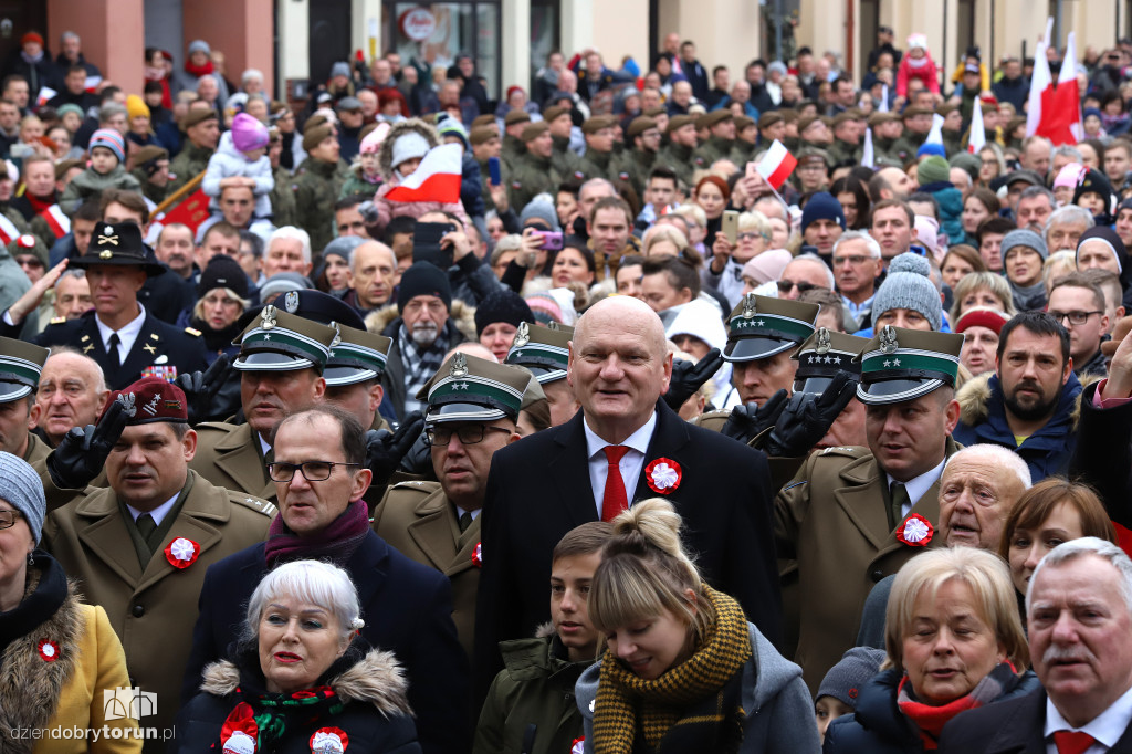 Wspólne odśpiewanie hymnu narodowego