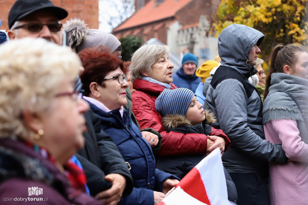 Piknik patriotyczny na Rynku Nowomiejskim