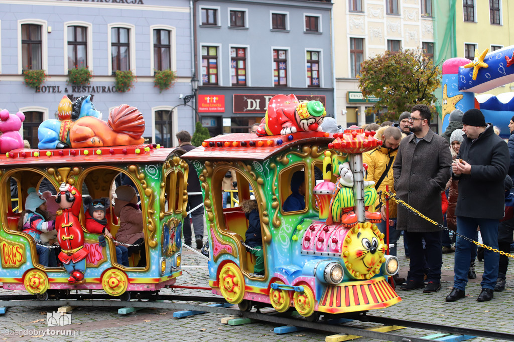 Piknik patriotyczny na Rynku Nowomiejskim