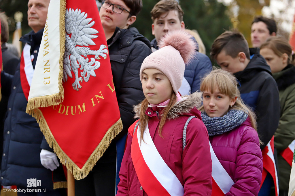 Uroczystość na placu Rapackiego w Toruniu