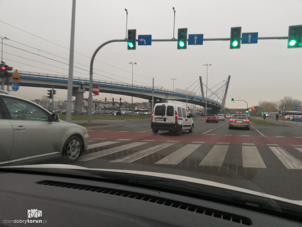 Uszkodzony gazociąg przy ul. Żółkiewskiego