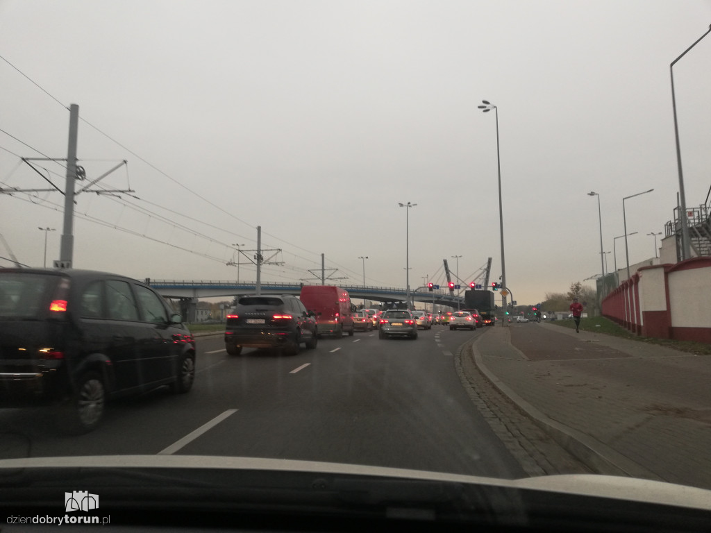 Uszkodzony gazociąg przy ul. Żółkiewskiego