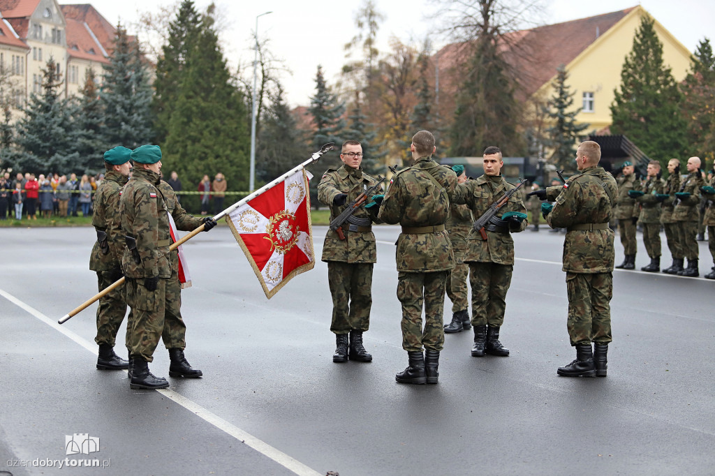 Przysięga wojskowa żołnierzy Narodowych Sił Rezerwowych