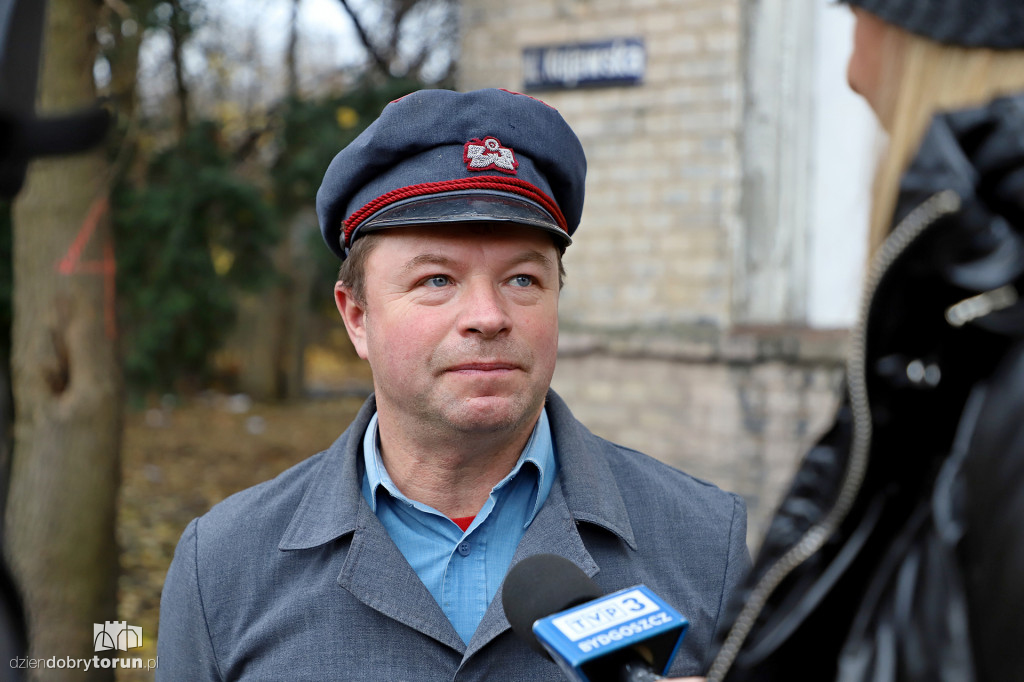 Czerwonym ogórkiem na Toruń Główny