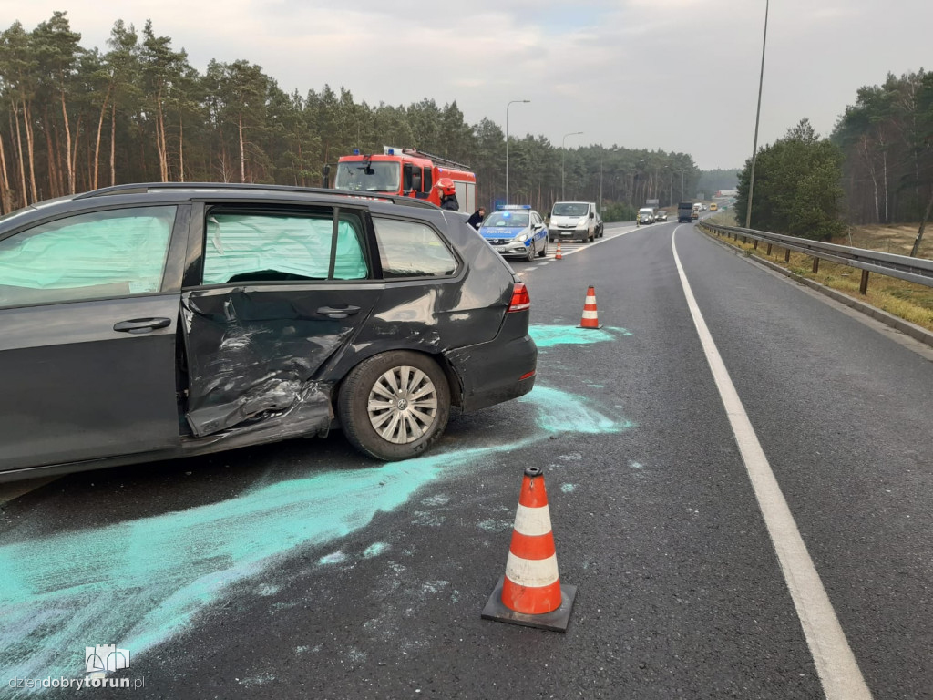 Dwie kolizje koło węzła w Małej Nieszawce