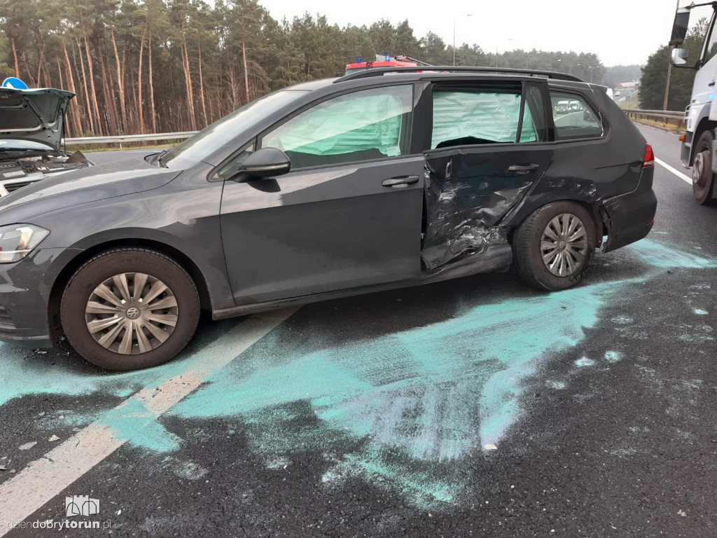 Dwie kolizje koło węzła w Małej Nieszawce