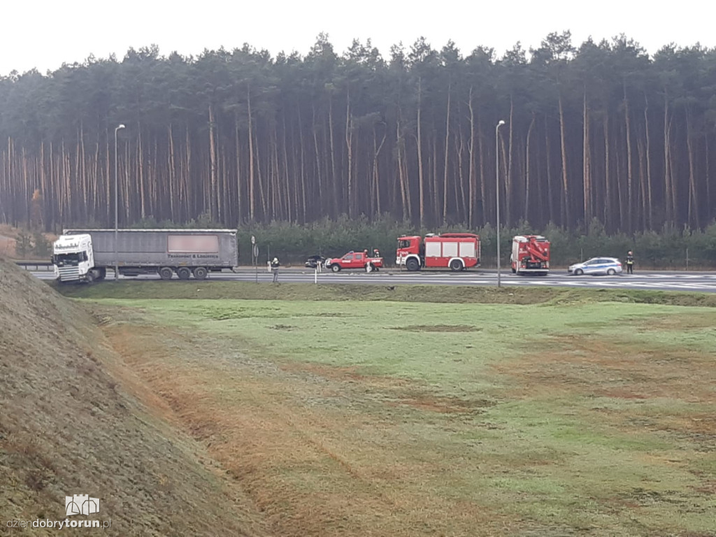 Dwie kolizje koło węzła w Małej Nieszawce