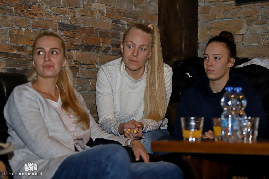 Spotkanie Katarzynek z kibicami