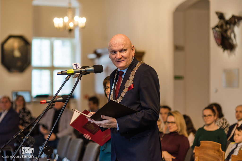 Prezydent wręczył medale małżeństwom