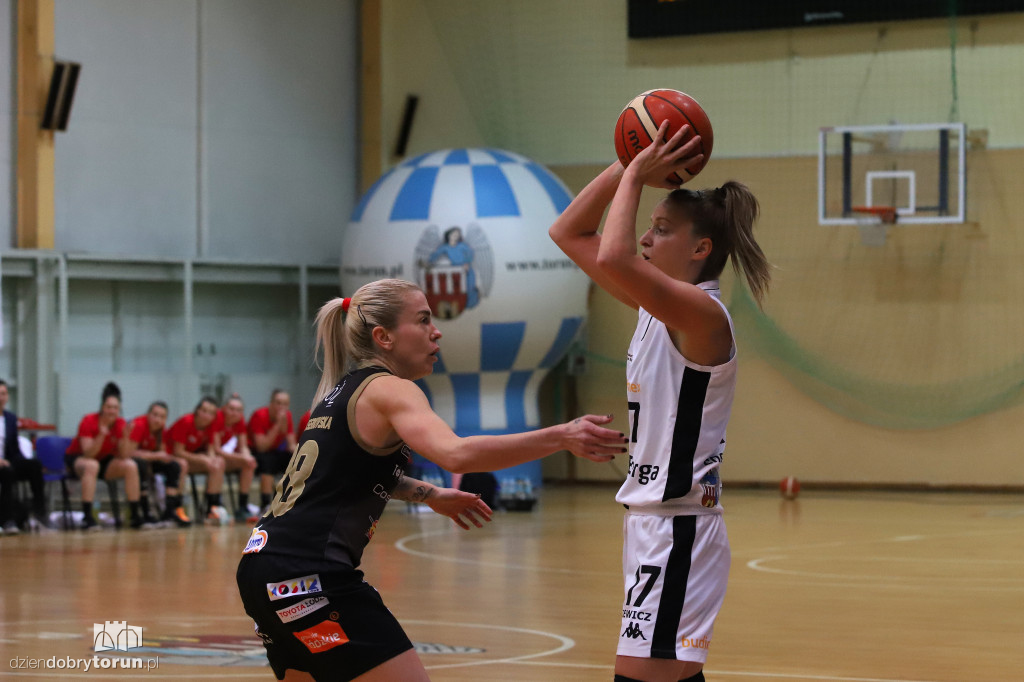 Energa Toruń 79:77 Cosinus MED Widzew Łódź