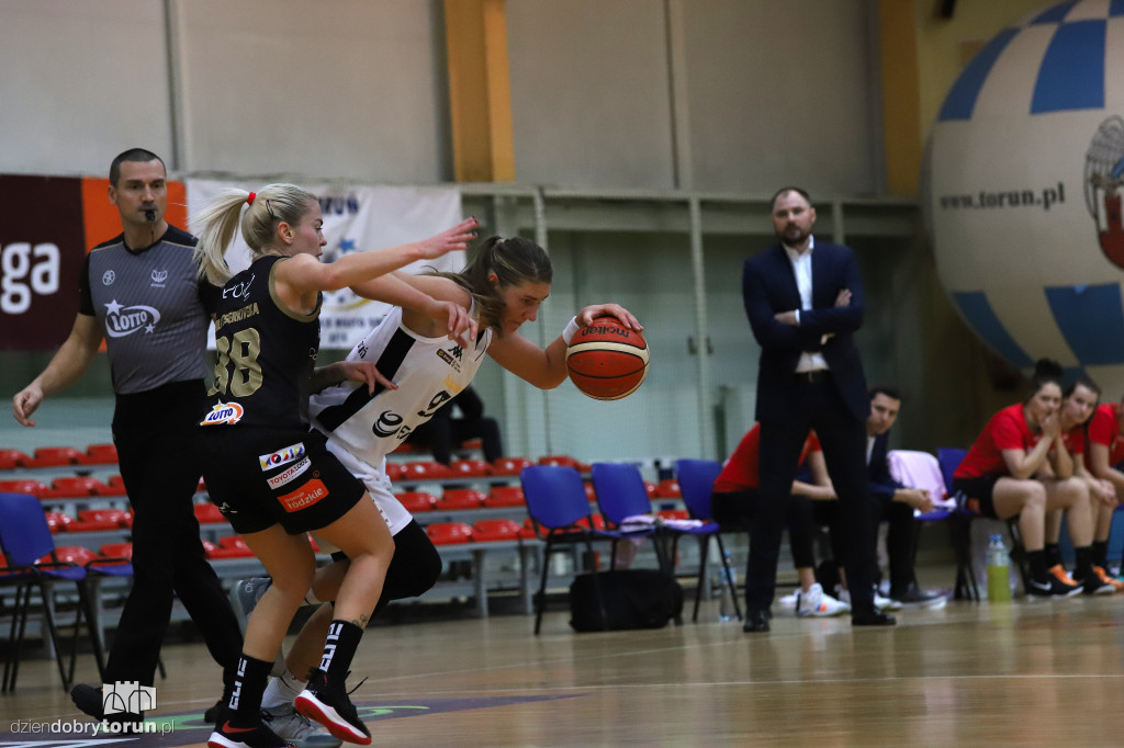 Energa Toruń 79:77 Cosinus MED Widzew Łódź