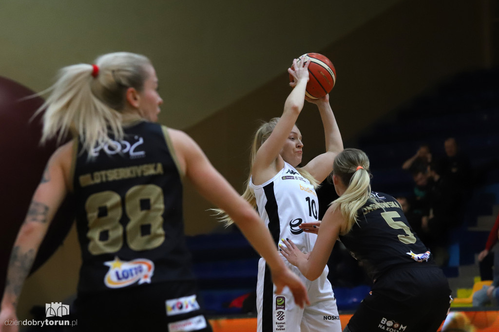 Energa Toruń 79:77 Cosinus MED Widzew Łódź