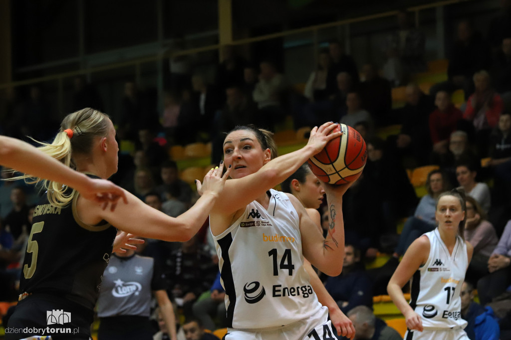 Energa Toruń 79:77 Cosinus MED Widzew Łódź