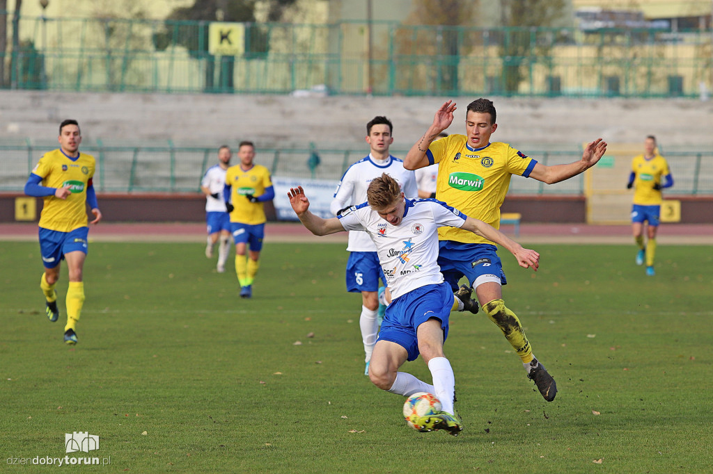Elana Toruń 3 : 2 Błękitni Stargard