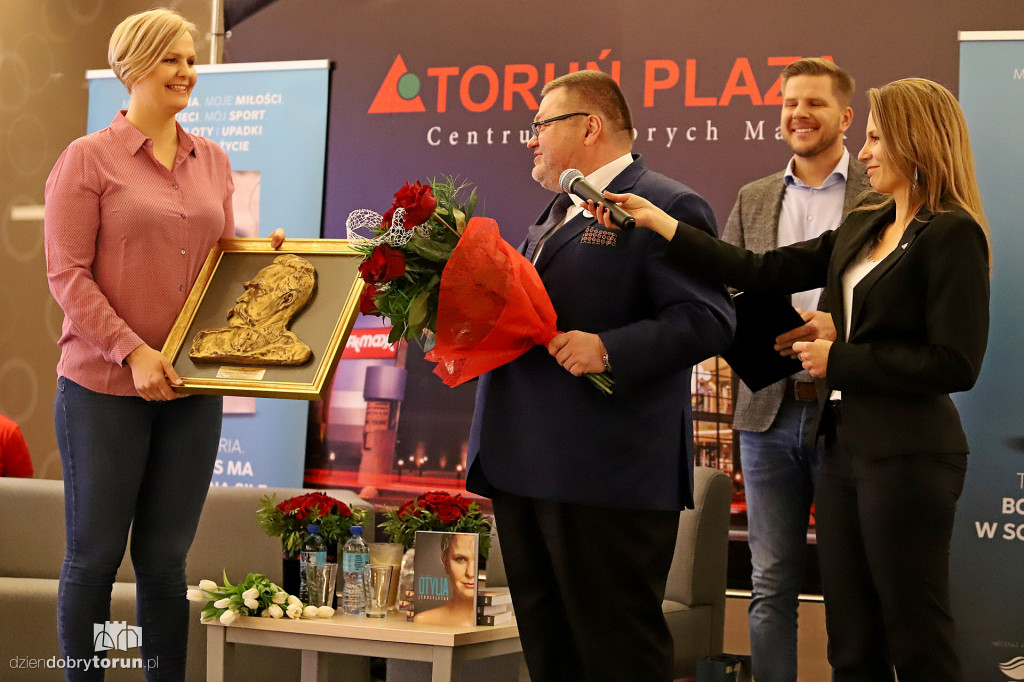 Otylia Jędrzejczak w Plazie