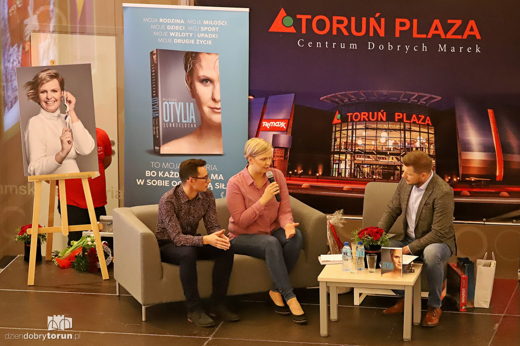 Otylia Jędrzejczak w Plazie