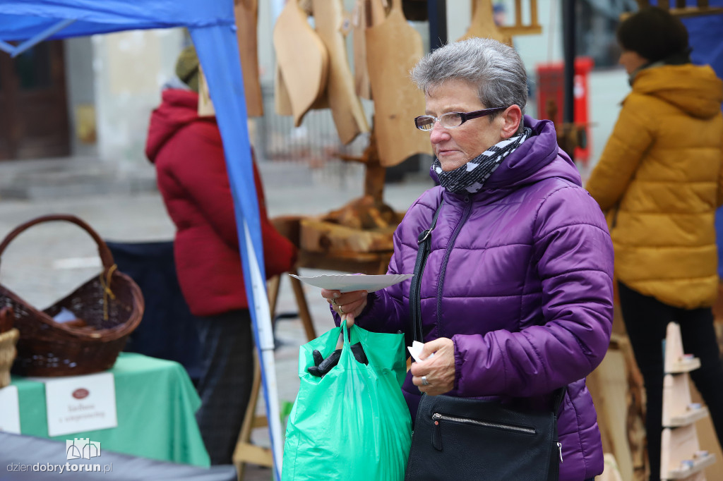 Wolny jarmark śniadaniowy na Rynku Nowomiejskim