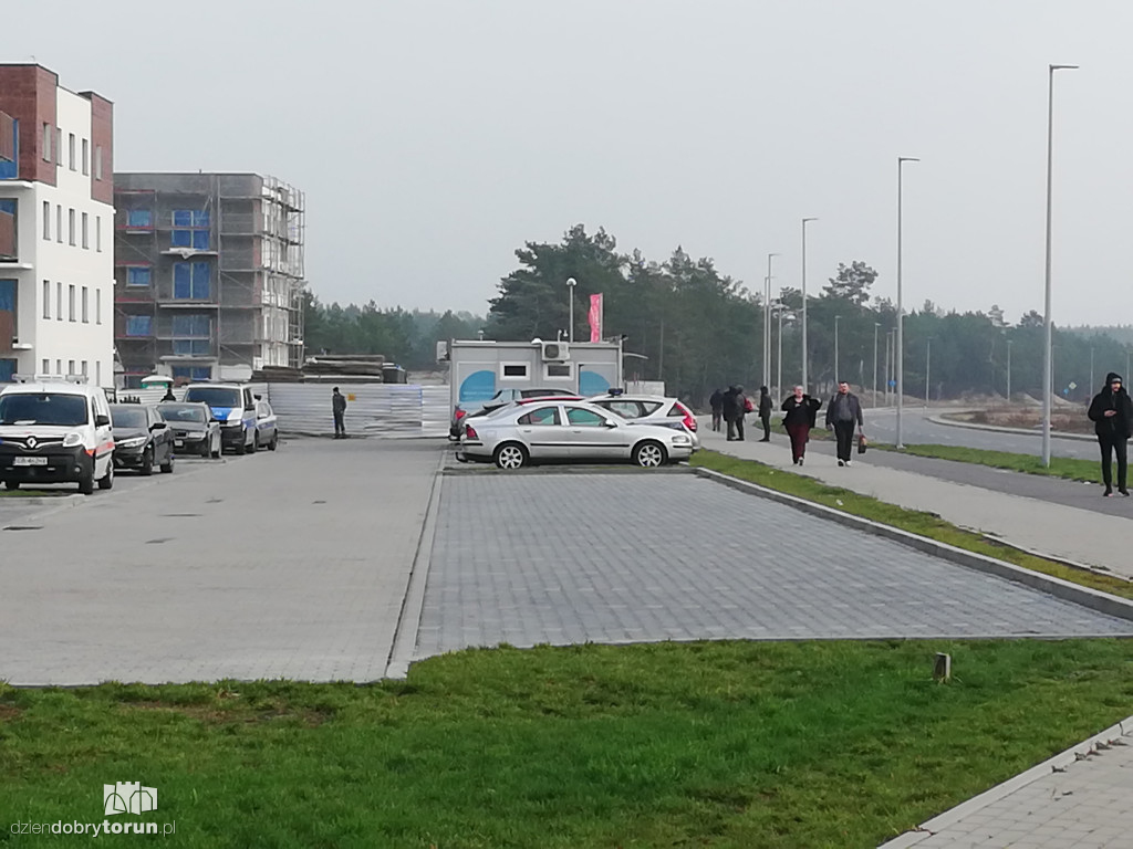 Ewakuacja mieszkańców z bloków na JAR-ze