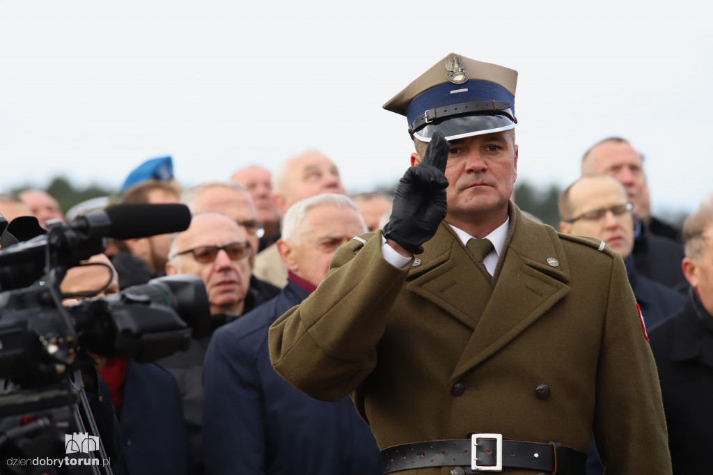Uroczystości wojskowe na poligonie