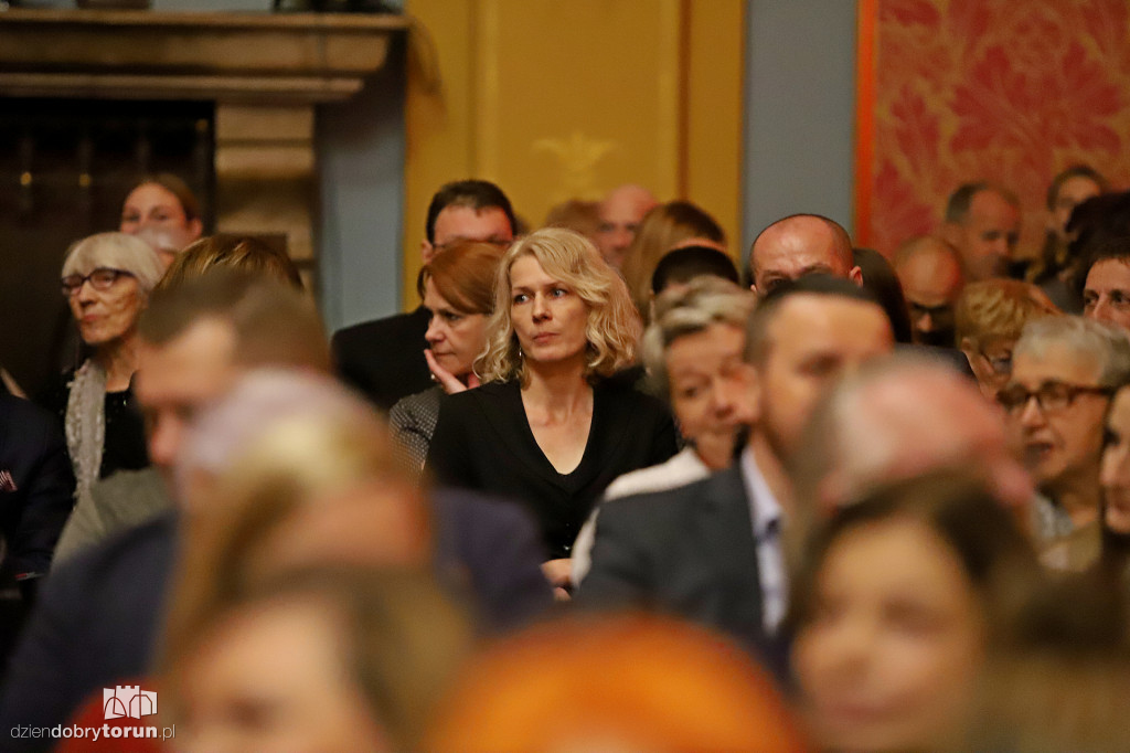 Toruński chór Astrolabium w Dworze Artusa