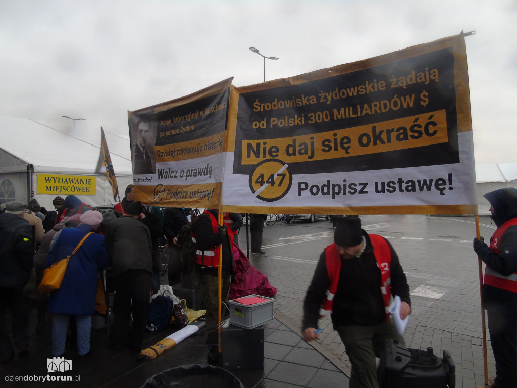 Zbieranie podpisów pod ustawą 447