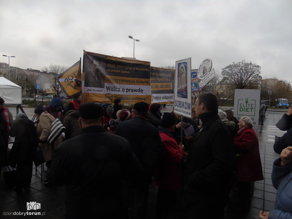 Zbieranie podpisów pod ustawą 447