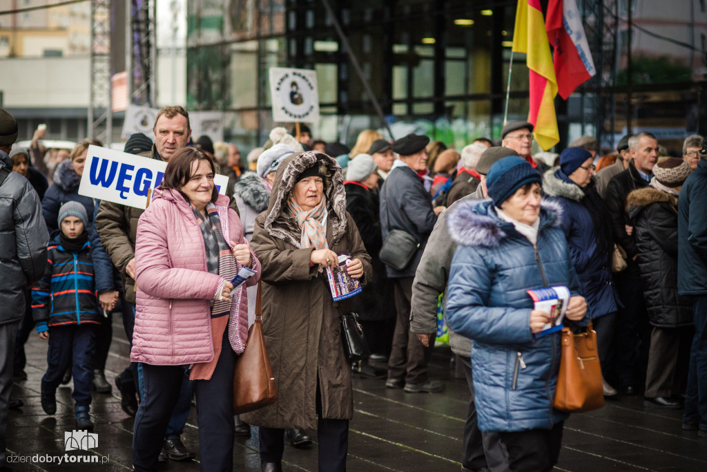 Urodziny Radia Maryja. Tłumy pod Areną Toruń cz. 2