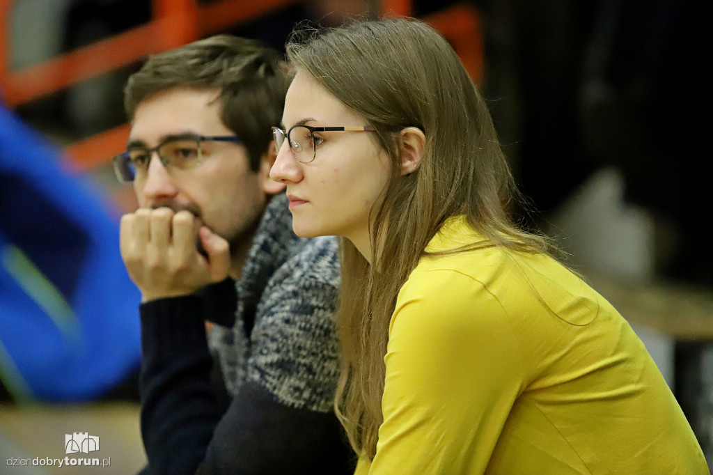 Budowlani Toruń 0 : 3 UNI Opole