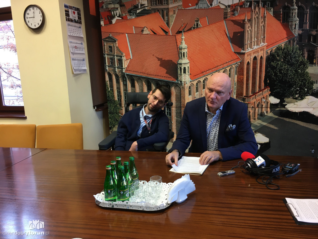 Konferencja o pomocy dla niepełnosprawnych