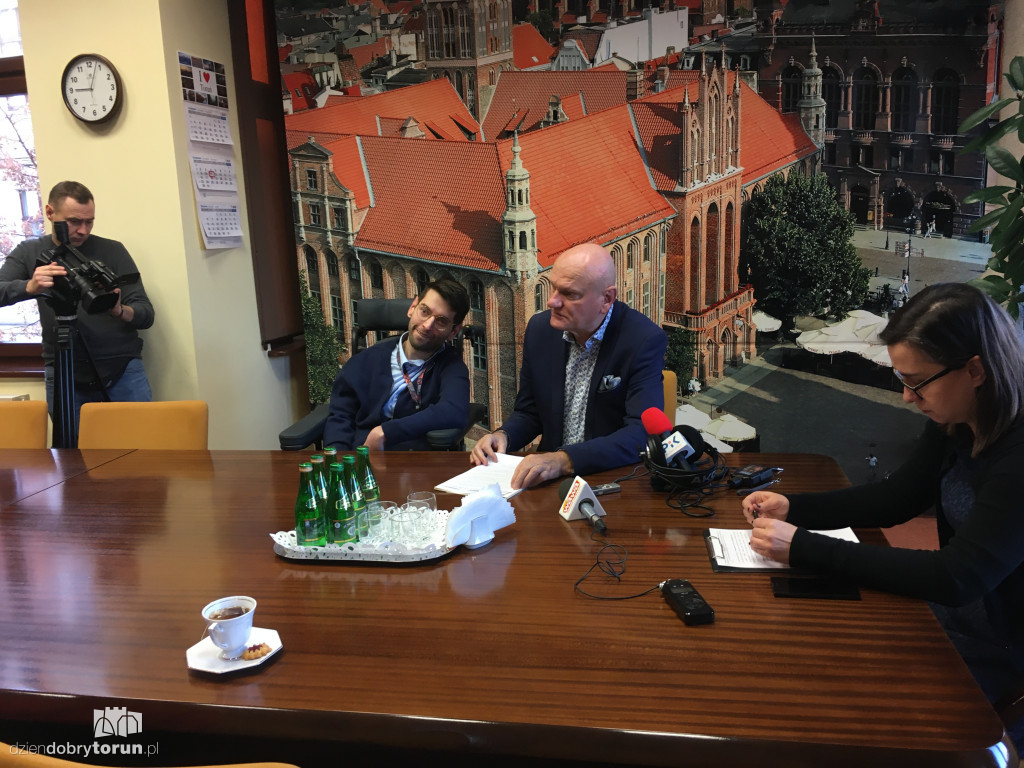 Konferencja o pomocy dla niepełnosprawnych