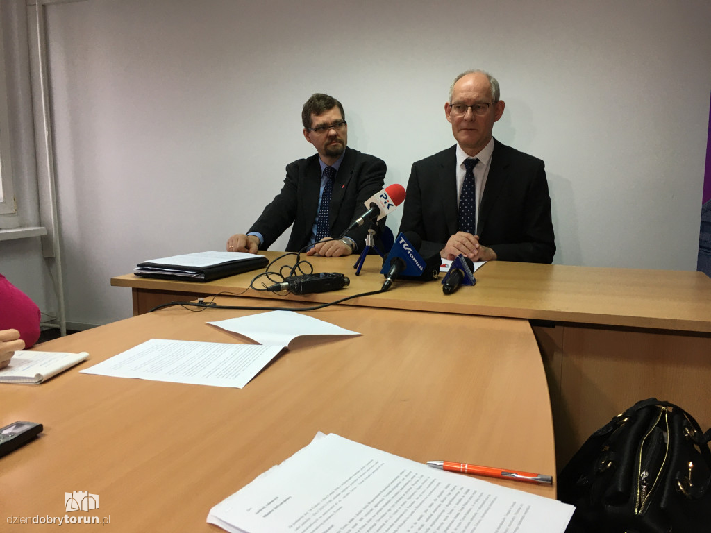 Toruń: konferencja posła Roberta Kwiatkowskiego