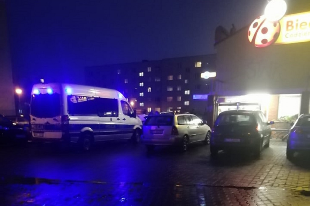 Atak w Biedronce! Napastnik chciał pozabijać!