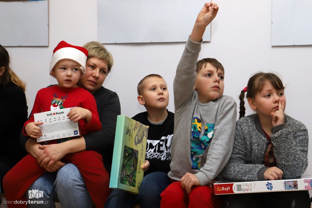 Wigilia dla dzieci w Domu Harcerza