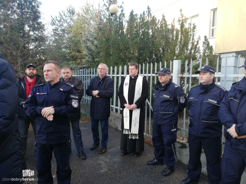 Toruńska policja z dwoma nowymi radiowozami