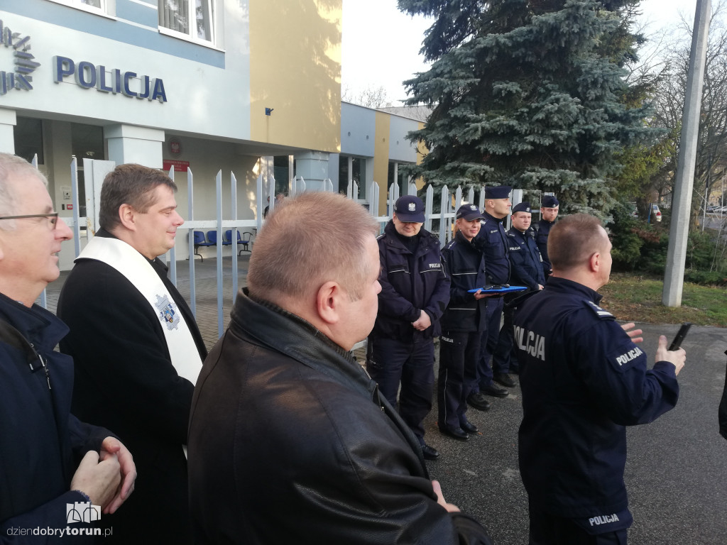 Toruńska policja z dwoma nowymi radiowozami