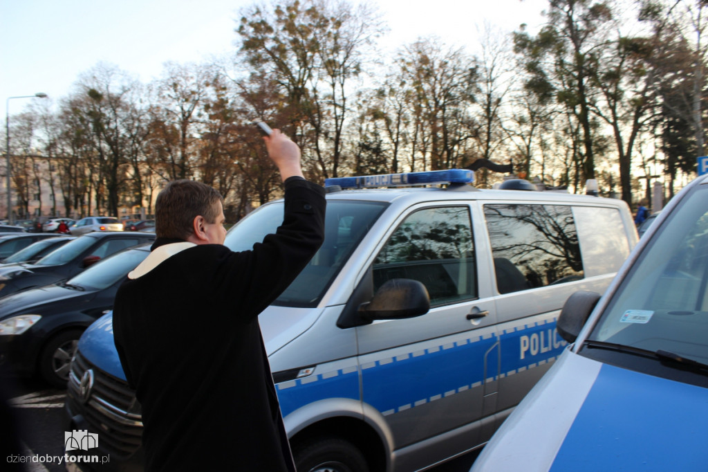 Policja z nowymi radiowozami cz. 2